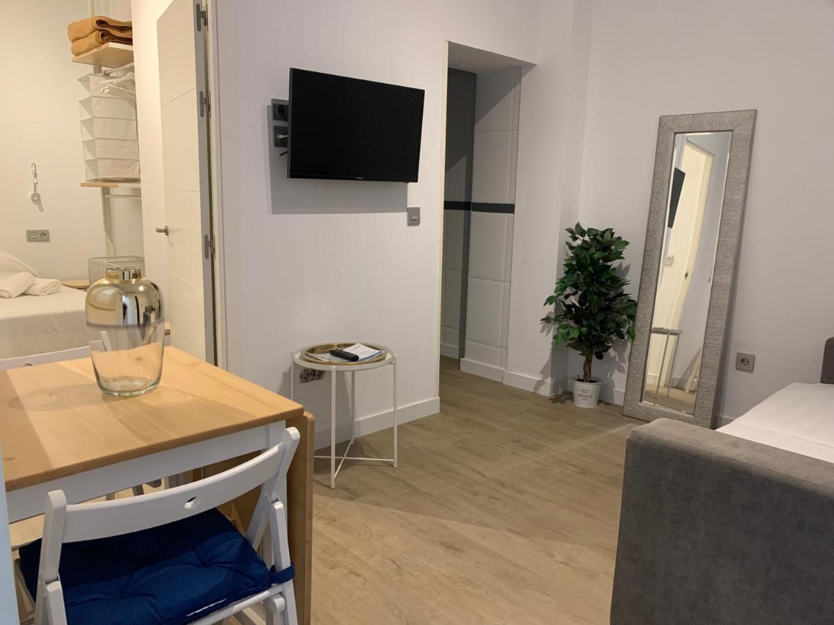 Appartement Aparbel Flota à Séville Extérieur photo