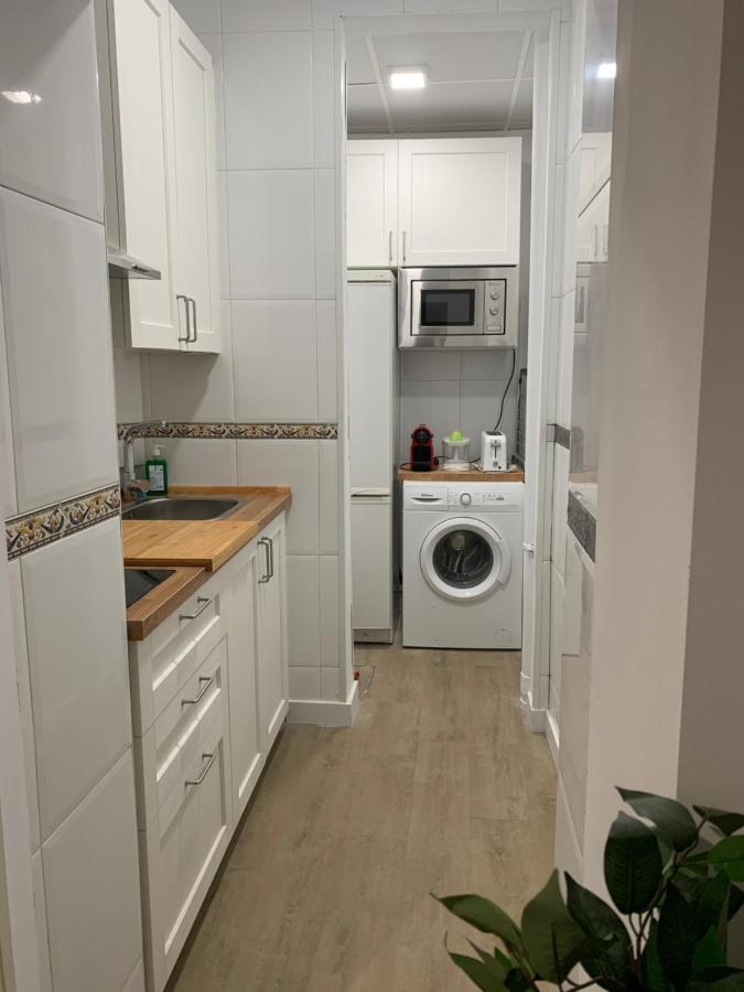 Appartement Aparbel Flota à Séville Extérieur photo